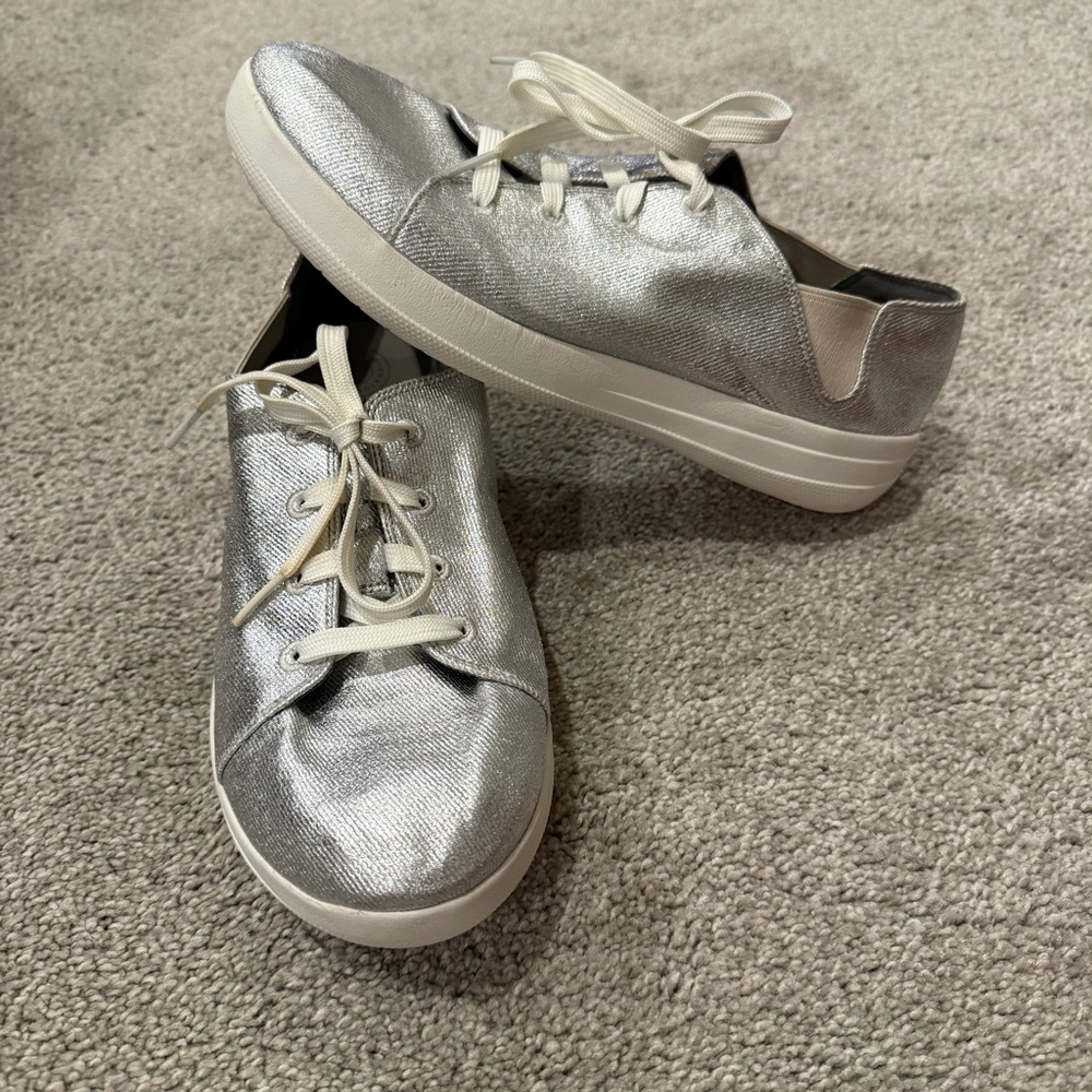 Fitflop Valentia Women's Size 8.5 Shoes Metallic Silver Comfort Sneakers